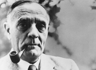 Edwin Hubble: The Astronomer Who Discovered the Expanding Universe