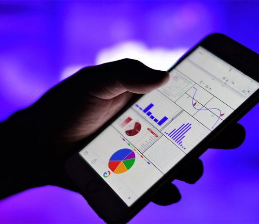 The Role of Technology in Financial Planning: How to Use Tools and Apps to Improve Your Finances