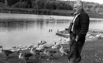 Konrad Lorenz: The Ethologist Who Studied Animal Behavior and Received a Nobel Prize for His Work on Imprinting
