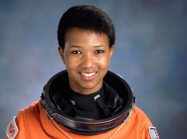 Mae Jemison: The Astronaut and Physician Who Was the First Black Woman to Travel in Space