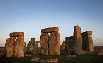 The Mysterious Origins of Stonehenge: How It Was Built and What It Was Used For