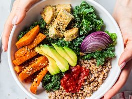 The Benefits and Risks of the Paleo Diet: Understanding the Science Behind This Popular Trend