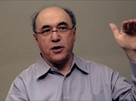 Stephen Wolfram: The Mathematician Who Developed the Wolfram Language and the Wolfram Alpha Search Engine