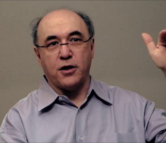 Stephen Wolfram: The Mathematician Who Developed the Wolfram Language and the Wolfram Alpha Search Engine