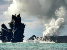 Undersea volcano tonga